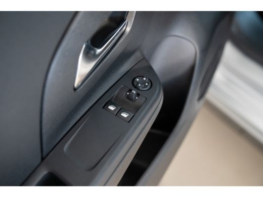 Opel Corsa 1.2 Edition | Parkeersensoren | Apple Carplay & Android Auto | Lichtmetalen velgen | Airco | Crui... ActivLease financial lease