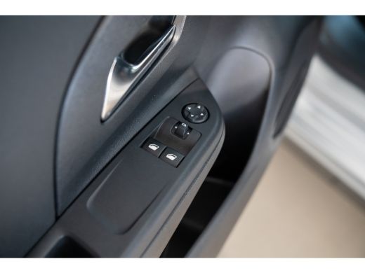 Opel Corsa 1.2 Edition | Parkeersensoren | Apple Carplay & Android Auto | Lichtmetalen velgen | Airco | Crui... ActivLease financial lease