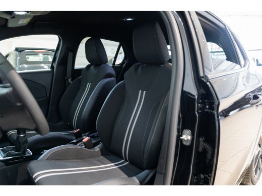 Opel Corsa 1.2 GS | Navigatie | Keyless | Camera | Parkeersensoren | Dodehoekbewaking | Apple Carplay & Andr... ActivLease financial lease