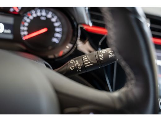 Opel Corsa 1.2 Turbo 100PK GS Line | Apple Carplay & Android Auto | 17 Inch Lichtmetaal | LED Koplampen | ActivLease financial lease