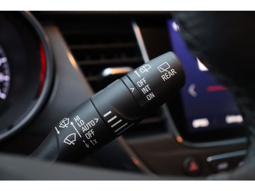 Opel Crossland 1.2 TURBO 110PK ELEGANCE LEVEL 4 / NAVI / LEDER / CLIMA / AGR / 16" LMV / CAMERA / FULL-LED / 1E ... ActivLease financial lease