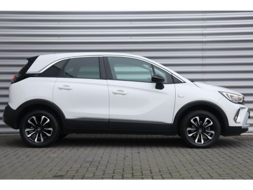 Opel Crossland 1.2 TURBO 110PK ELEGANCE LEVEL 4 / NAVI / LEDER / CLIMA / AGR / 16" LMV / CAMERA / FULL-LED / 1E ... ActivLease financial lease