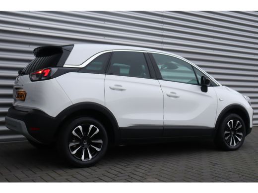 Opel Crossland 1.2 TURBO 110PK ELEGANCE LEVEL 4 / NAVI / LEDER / CLIMA / AGR / 16" LMV / CAMERA / FULL-LED / 1E ... ActivLease financial lease
