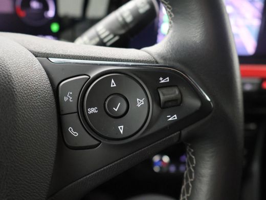 Opel Mokka-e GS LINE 50 kWh + CAMERA | ADAPTIVE CRUISE | APPLE CARPLAY | ZWART DAK | LED | BTW ActivLease financial lease