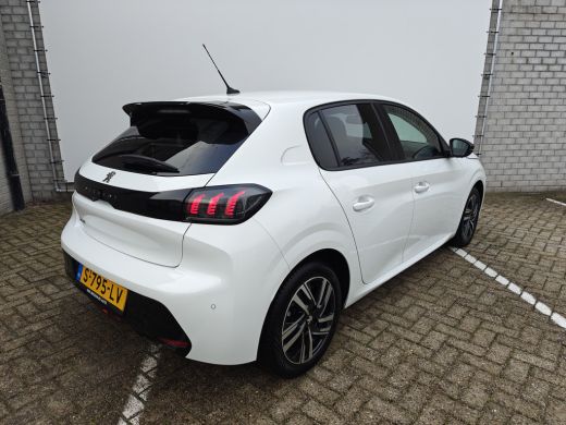 Peugeot 208 1.2 PureTech Allure | Airco (automatisch) | Apple Carplay/Android Auto|telefoonintegratie premium... ActivLease financial lease