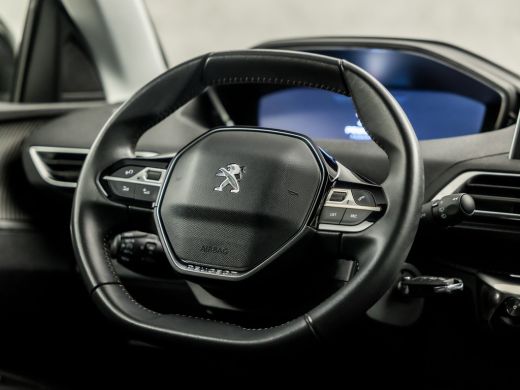 Peugeot 3008 1.2 PureTech Sport (APPLE CARPLAY, GROOT NAVI, CLIMATE, LEDEREN SPORTSTOELEN, TREKHAAK, PARKEERSE... ActivLease financial lease