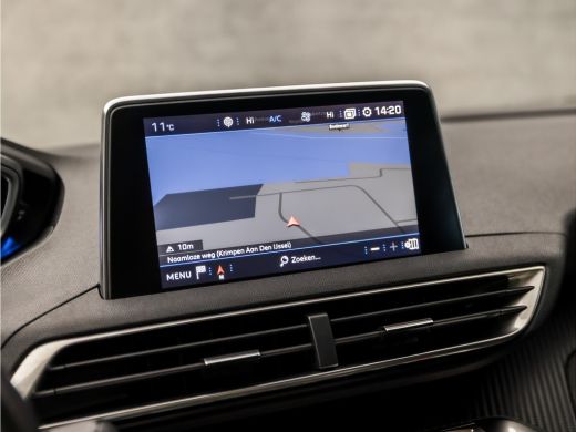 Peugeot 3008 1.2 PureTech Sport (APPLE CARPLAY, GROOT NAVI, CLIMATE, LEDEREN SPORTSTOELEN, TREKHAAK, PARKEERSE... ActivLease financial lease