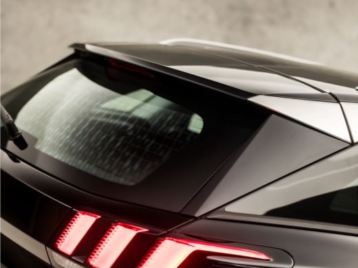 Peugeot 3008 1.2 PureTech Sport (APPLE CARPLAY, GROOT NAVI, CLIMATE, LEDEREN SPORTSTOELEN, TREKHAAK, PARKEERSE... ActivLease financial lease