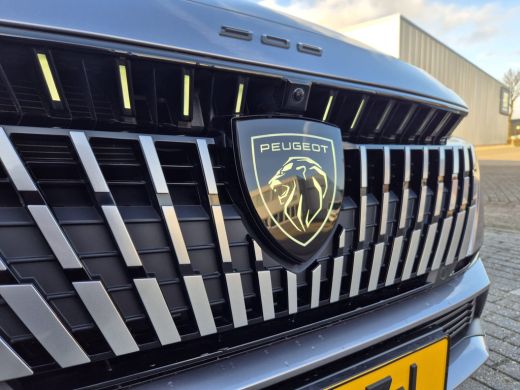 Peugeot 308 SW 1.6 Plug-in Hybrid 195PK | GT | Alcantara bekleding | Camera V + A | Parkeerhulp | Stoer & Stu... ActivLease financial lease