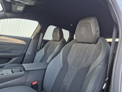Peugeot 308 SW 1.6 Plug-in Hybrid 195PK | GT | Alcantara bekleding | Camera V + A | Parkeerhulp | Stoer & Stu... ActivLease financial lease