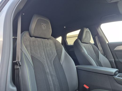 Peugeot 308 SW 1.6 Plug-in Hybrid 195PK | GT | Alcantara bekleding | Camera V + A | Parkeerhulp | Stoer & Stu... ActivLease financial lease