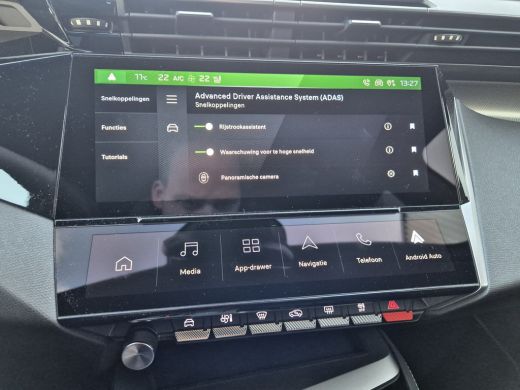 Peugeot 308 SW 1.6 Plug-in Hybrid 195PK | GT | Alcantara bekleding | Camera V + A | Parkeerhulp | Stoer & Stu... ActivLease financial lease