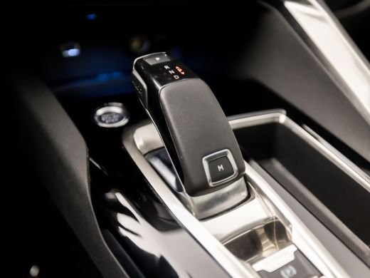 Peugeot 5008 1.2 PureTech Sport 7 Persoons Automaat (PANORAMADAK, APPLE CARPLAY, MEMORY SEATS, LEDER, FOCAL AU... ActivLease financial lease