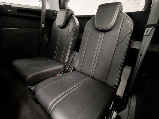 Peugeot 5008 1.2 PureTech Sport 7 Persoons Automaat (PANORAMADAK, APPLE CARPLAY, MEMORY SEATS, LEDER, FOCAL AU... ActivLease financial lease