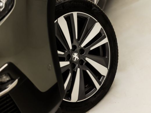 Peugeot 5008 1.2 PureTech Sport 7 Persoons Automaat (PANORAMADAK, APPLE CARPLAY, MEMORY SEATS, LEDER, FOCAL AU... ActivLease financial lease