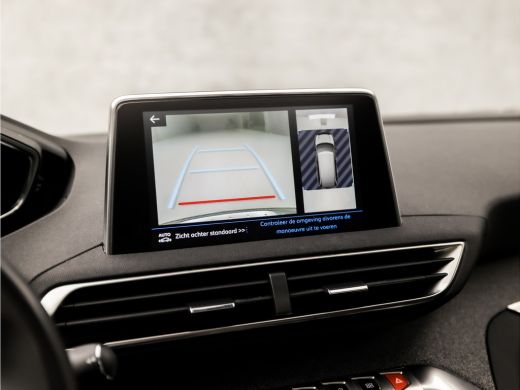 Peugeot 5008 1.2 PureTech Sport 7 Persoons Automaat (PANORAMADAK, APPLE CARPLAY, MEMORY SEATS, LEDER, FOCAL AU... ActivLease financial lease