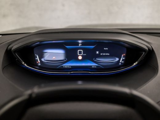 Peugeot 5008 1.2 PureTech Sport 7 Persoons Automaat (PANORAMADAK, APPLE CARPLAY, MEMORY SEATS, LEDER, FOCAL AU... ActivLease financial lease