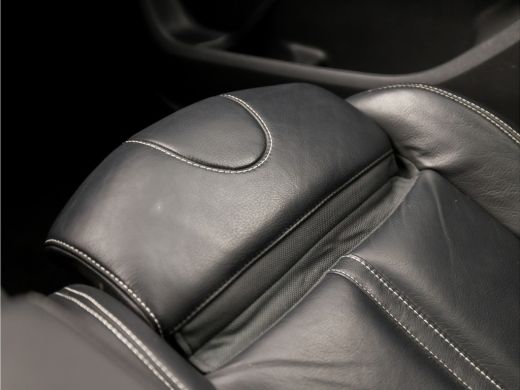 Peugeot 5008 1.2 PureTech Sport 7 Persoons Automaat (PANORAMADAK, APPLE CARPLAY, MEMORY SEATS, LEDER, FOCAL AU... ActivLease financial lease