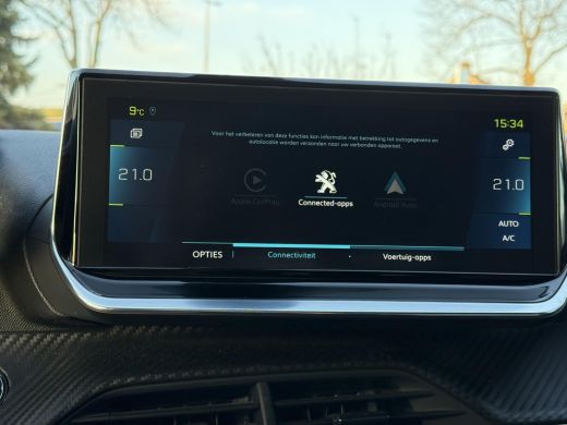 Peugeot e-2008 EV GT 50 kWh | Panorama | Trekhaak | Navi | Camera | ActivLease financial lease