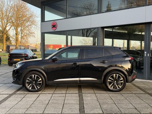 Peugeot e-2008 EV GT 50 kWh | Panorama | Trekhaak | Navi | Camera | ActivLease financial lease