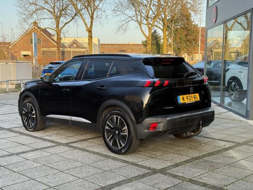 Peugeot e-2008 EV GT 50 kWh | Panorama | Trekhaak | Navi | Camera | ActivLease financial lease