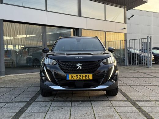 Peugeot e-2008 EV GT 50 kWh | Panorama | Trekhaak | Navi | Camera | ActivLease financial lease