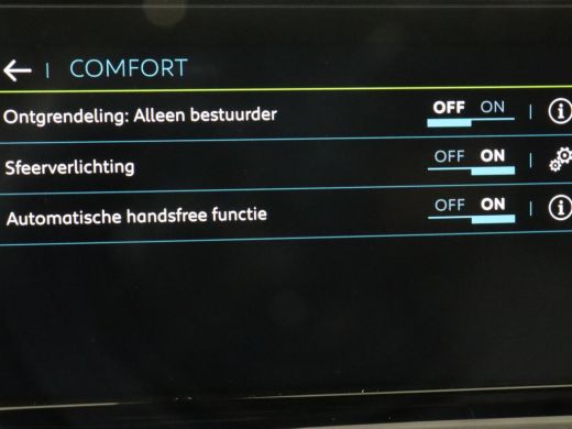 Peugeot e-2008 EV GT 50 kWh | Panoramadak | Stoelverwarming | Adaptive cruise | Leder/Alcantara | Carplay | 18''... ActivLease financial lease