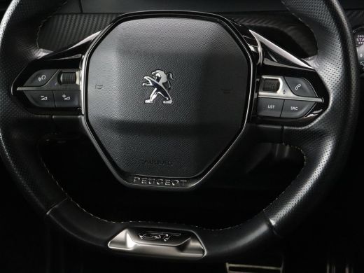 Peugeot e-2008 EV GT 50 kWh | Panoramadak | Stoelverwarming | Adaptive cruise | Leder/Alcantara | Carplay | 18''... ActivLease financial lease