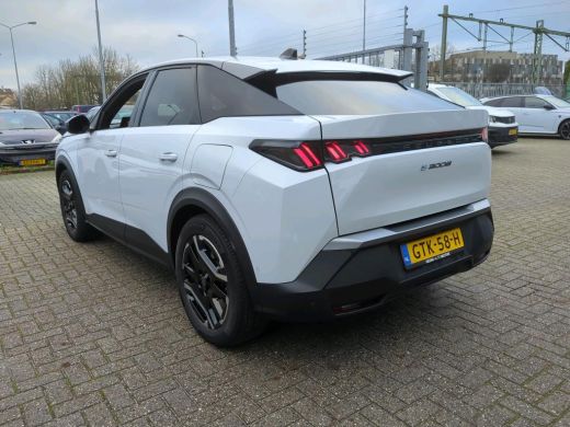Peugeot e-3008 Allure Avantage 210 73 kWh | Navigatie | Camera | Trekhaak | 1.250kg Trekgewicht | Fase 3 laden |... ActivLease financial lease