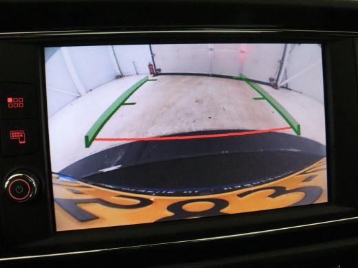 Seat Leon 1.5 TSI FR Ultimate Edition | Panoramadak | Stoelverwarming | Beats Audio | Camera | Carplay | Le... ActivLease financial lease