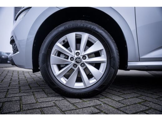 Skoda Kamiq 1.0 TSI Ambition | Airco | Cruise control | DAB ontvanger ActivLease financial lease