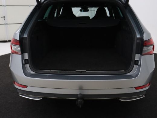 Skoda Superb 1.4 TSI iV Sportline | Trekhaak | 360 Camera | Achterbankverwarming | Adaptive cruise | Alcantara... ActivLease financial lease