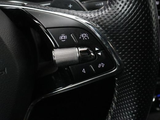 Skoda Superb 1.4 TSI iV Sportline | Trekhaak | 360 Camera | Achterbankverwarming | Adaptive cruise | Alcantara... ActivLease financial lease