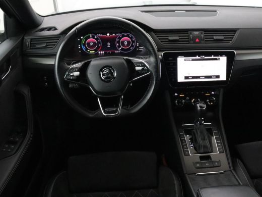 Skoda Superb 1.4 TSI iV Sportline | Trekhaak | 360 Camera | Achterbankverwarming | Adaptive cruise | Alcantara... ActivLease financial lease