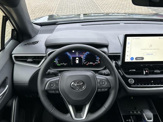 Toyota Corolla Cross Hybrid 140 Dynamic ActivLease financial lease