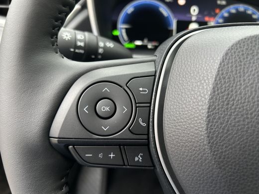 Toyota Corolla Cross Hybrid 140 Dynamic ActivLease financial lease