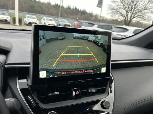 Toyota Corolla Cross Hybrid 140 Dynamic ActivLease financial lease