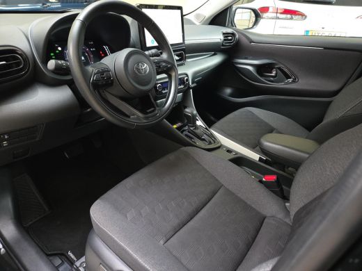 Toyota Yaris 1.5 Hybrid 115 Dynamic | NL Auto | Apple CarPlay | Tel lader | Rijklaarprijs incl. garantie | ActivLease financial lease