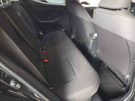 Toyota Yaris 1.5 Hybrid 115 Dynamic | NL Auto | Apple CarPlay | Tel lader | Rijklaarprijs incl. garantie | ActivLease financial lease