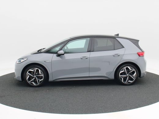 Volkswagen ID.3 First Plus 58 kWh | Panoramadak | Adaptive Cruise | Climate Control | Stoelverwarming | Navigatie... ActivLease financial lease