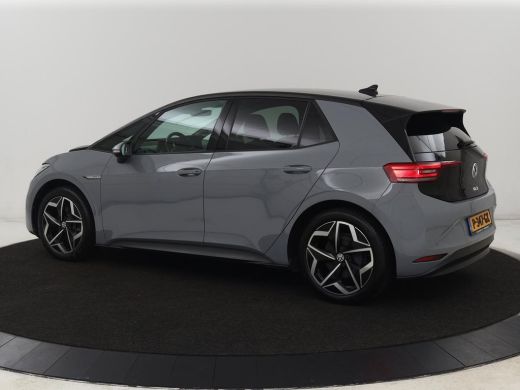 Volkswagen ID.3 Pro S 77 kWh | Stoel & stuurverwarming | Matrix LED | Keyless | Camera | Adaptive cruise | Carpla... ActivLease financial lease
