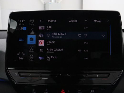 Volkswagen ID.3 Pro S 77 kWh | Stoel & stuurverwarming | Matrix LED | Keyless | Camera | Adaptive cruise | Carpla... ActivLease financial lease