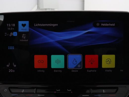 Volkswagen ID.3 Pro S 77 kWh | Stoel & stuurverwarming | Matrix LED | Keyless | Camera | Adaptive cruise | Carpla... ActivLease financial lease