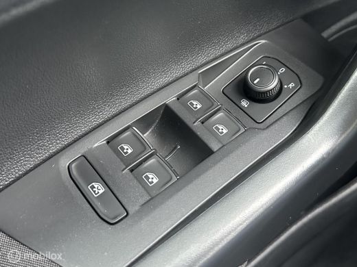 Volkswagen Polo 1.0 TSI 95PK HIGHLINE CLIMATE CONTROLE CARPLAY ADAPTIVE CRUISE CONTROLE SFEER VERLICHTING!! ActivLease financial lease