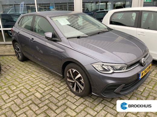 Volkswagen Polo 1.0 TSI Life 96pk | Navigatie via app connect | Parkeersensoren v+a | Led koplampen | Adaptief cr...