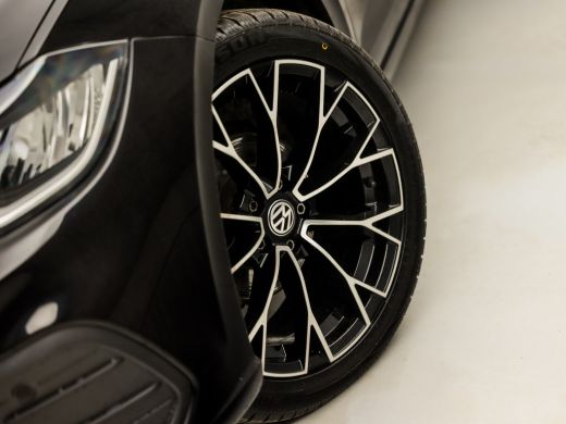 Volkswagen Polo 1.0 TSI Sportline Automaat (VIRTUAL COCKPIT, APPLE CARPLAY, GROOT NAVI, KEYLESS, CLIMATE, CAMERA,... ActivLease financial lease