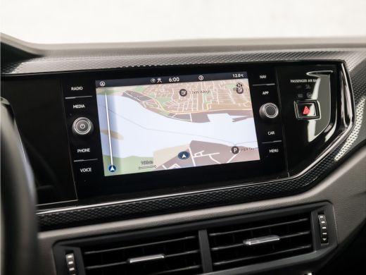 Volkswagen Polo 1.0 TSI Sportline Automaat (VIRTUAL COCKPIT, APPLE CARPLAY, GROOT NAVI, KEYLESS, CLIMATE, CAMERA,... ActivLease financial lease