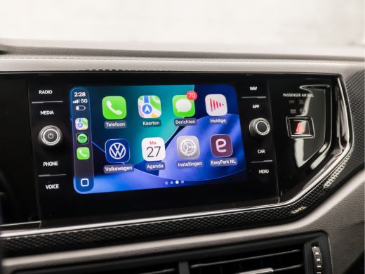 Volkswagen Polo 1.0 TSI Sportline Automaat (VIRTUAL COCKPIT, APPLE CARPLAY, GROOT NAVI, KEYLESS, CLIMATE, CAMERA,... ActivLease financial lease