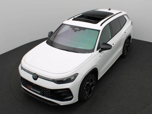 Volkswagen Tayron 1.5 eHybrid R-Line Edition 272PK DSG Trekhaak, Pano-Schuifdak, Head-Up Display, Matrix LED-Verlic... ActivLease financial lease