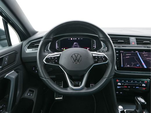 Volkswagen Tiguan 1.4 TSI R-Line Business+ (Plug-in) (INCL-BTW) Aut. *PANO | FULL-LED | ADAPTIVE-CRUISE | DIGI-COCK... ActivLease financial lease